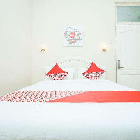Mojokerto Classic Homestay Екстер'єр фото