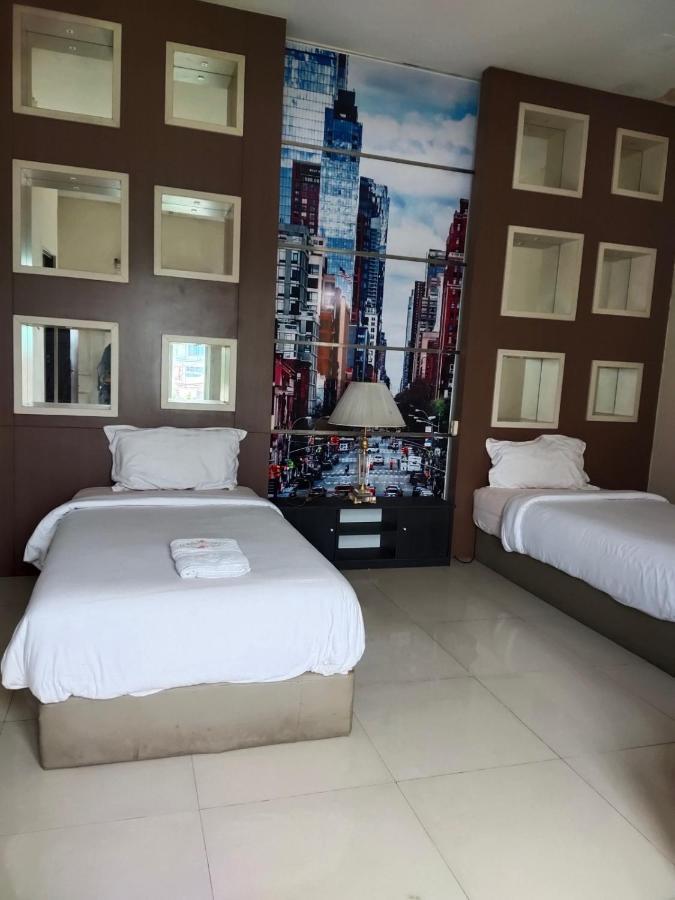 Mojokerto Classic Homestay Екстер'єр фото